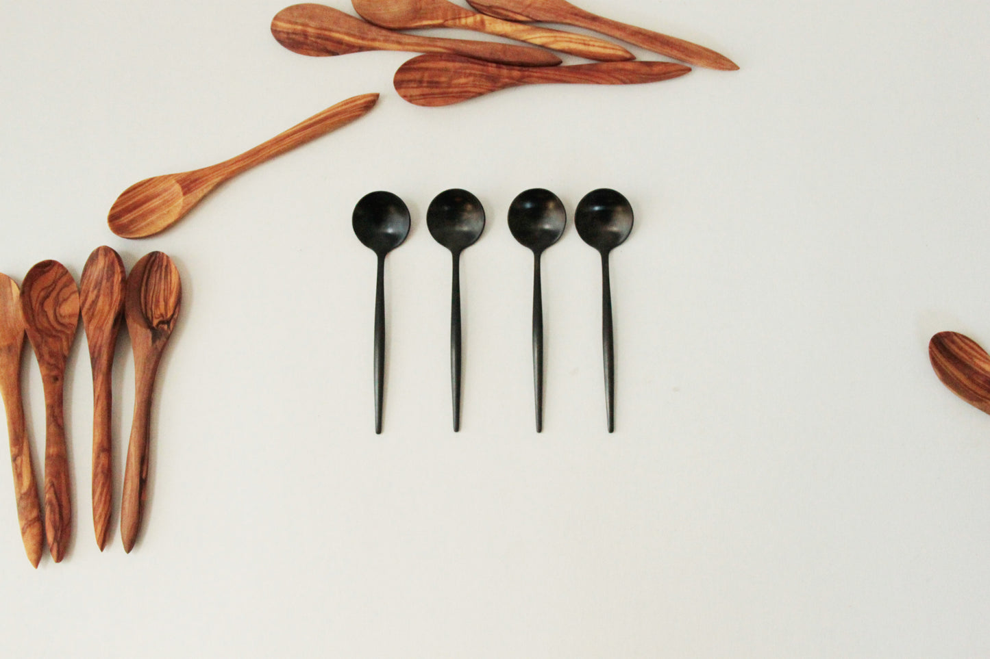 BLACK SPOON