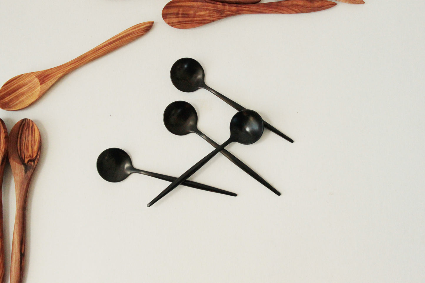 BLACK SPOON